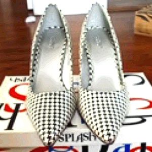 Dress shoes